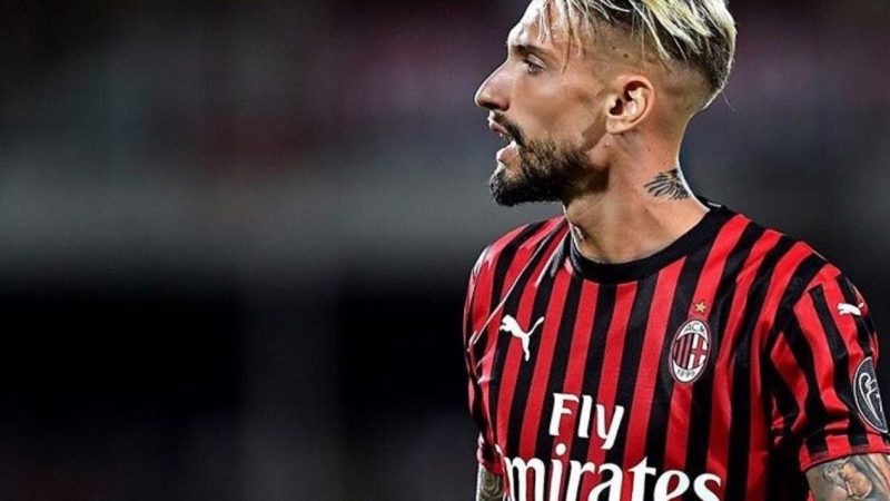 Betis will seinen Kader mit Samu Castillejo . verstärken