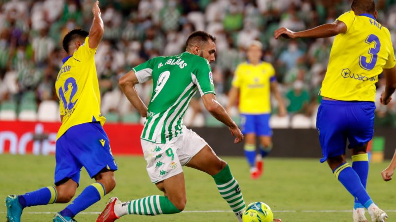 Betis continues to navigate the market in search of signings