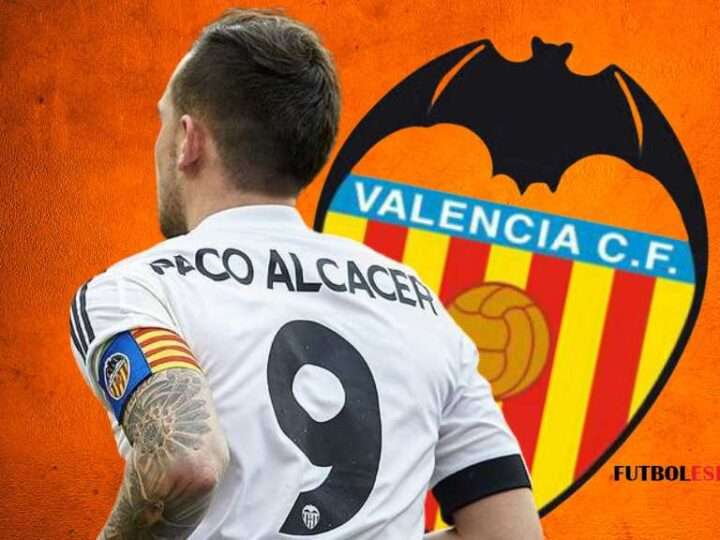El Valencia CF considera el regreso de Paco Alcácer