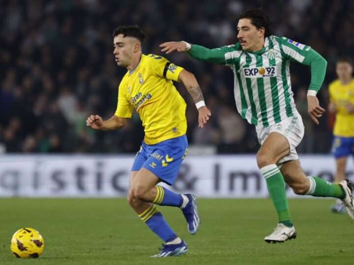 Alberto Moleiro: The young leader who carries the weight of Las Palmas